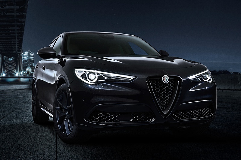 アルファ ロメオ「ステルヴィオ」の限定車「2.0 TURBO Q4 モノクロームエディション」