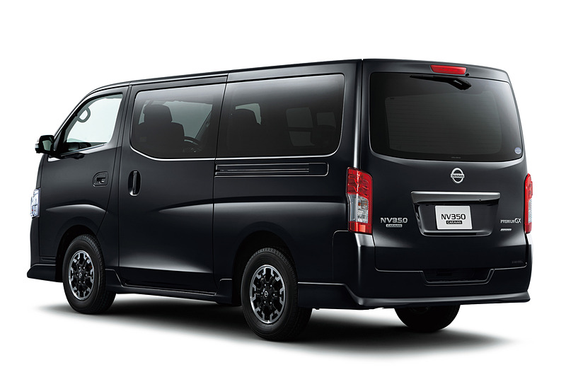 NV350 キャラバン プレミアムGX アーバンクロムは持ち込み登録車でオーテックジャパン扱いとなる