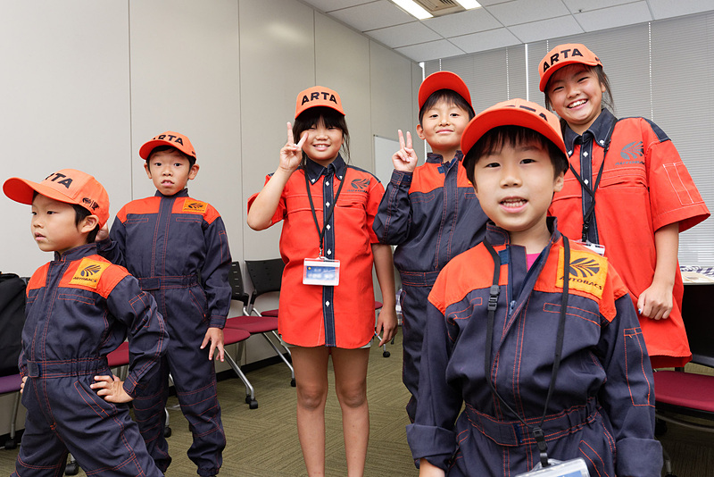 オードバックスセブン本社で小学生向けのワークショップが開催