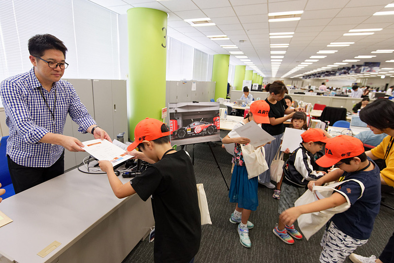 営業許可証も受け取る