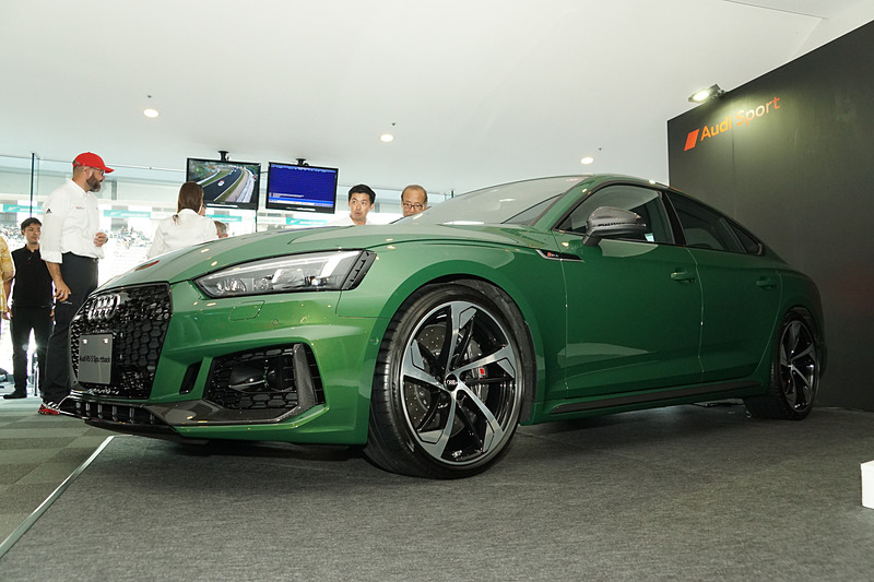 最新のRSモデル「RS 5 スポーツバック」