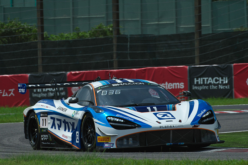 11号車 McLaren 720S GT3（PLANEX SMACAM RACING、ミカ・ハッキネン/久保田克昭/石浦宏明組）
