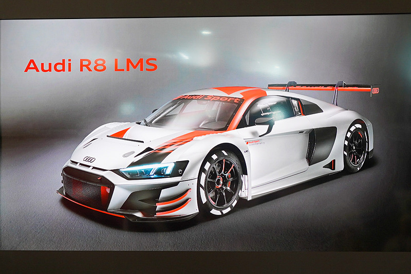 FIA-GT3のAudi R8 LMS