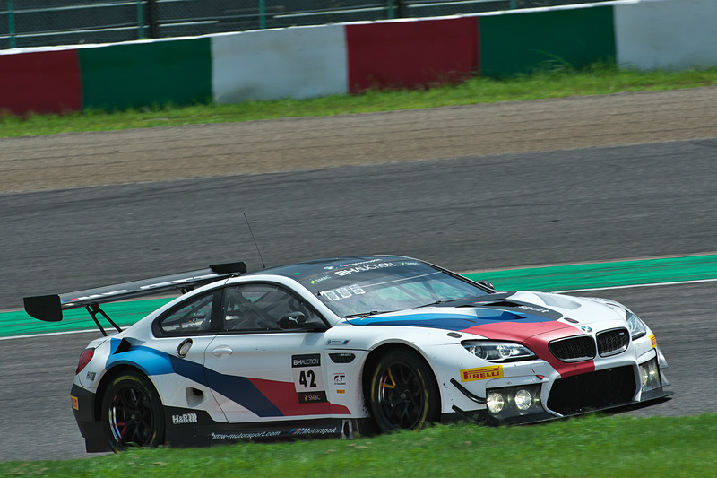 42号車 BMW M6 GT3（BMW Team Schnitzer、アウグスト・ファーファス/マーティン・トムチュク/ニコラス・イェロリー組）