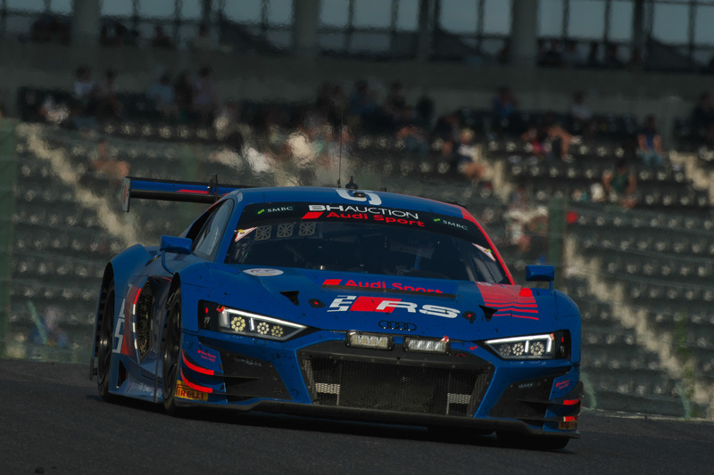 優勝した25号車 Audi R8 LMS GT3 Evo（Audi Sport Team WRT、ケルビン・ファン・デル・リンデ/ドリス・バンスール/フレデリック・ヴェルヴィッシュ組）
