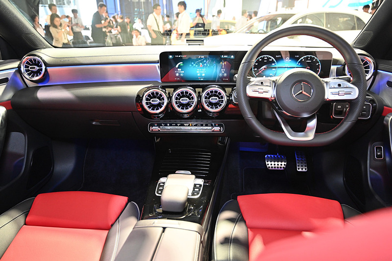 CLA 250 4MATICのインテリア