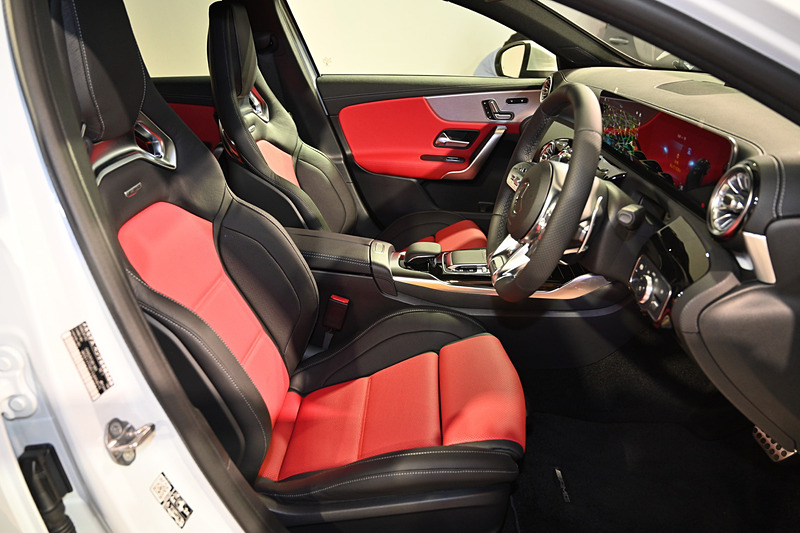 メルセデスAMG A 35 4MATICのインテリア