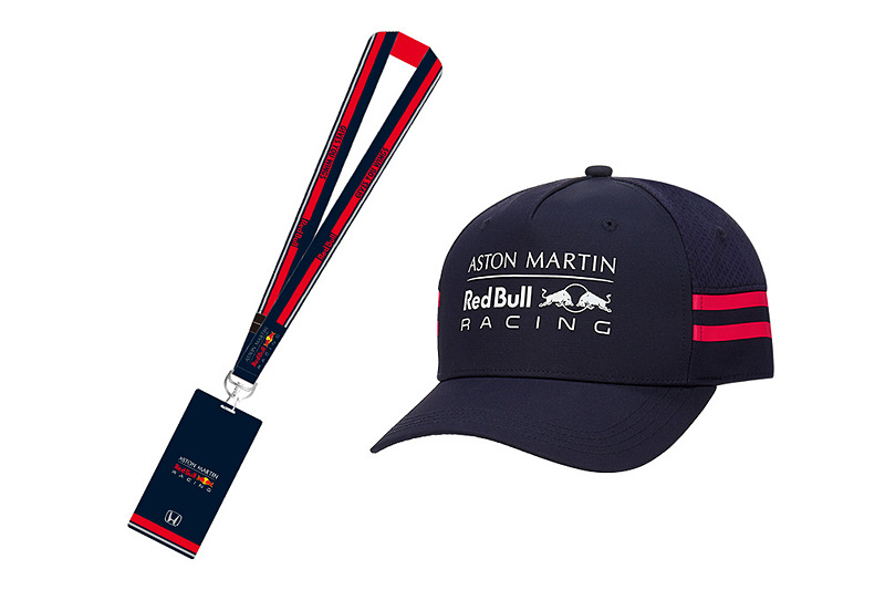 「かぶって応援！」コース（キャップ＆パスケース）