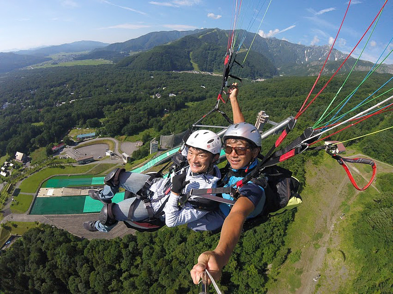 人生初のパラグライダーを体験してきました！（試乗記と関係なくてすみません）