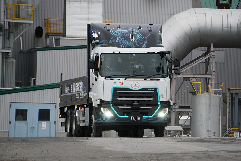 UDトラックス、日本通運、ホクレンが北海道で大型トラックのレベル4自動運転の実証実験を実施