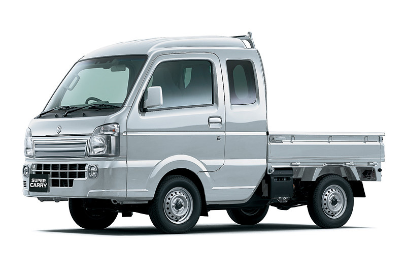 シルキーシルバーメタリック