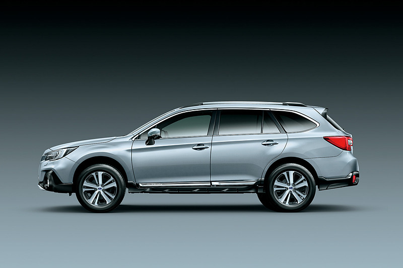 アイスシルバー・メタリック