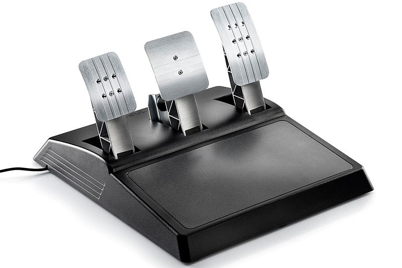 ハンドルコントローラーにはスラストマスターの「T-GT」を使用「グランツーリスモSPORT ロードスター タイムアタック大会」