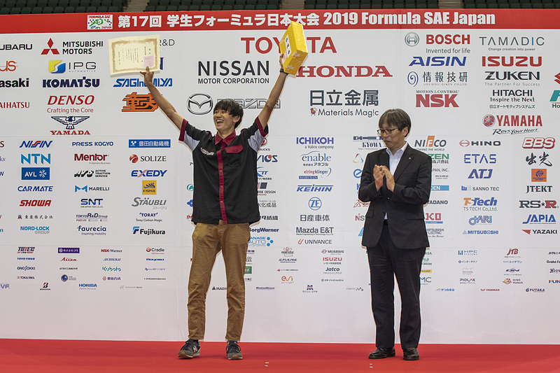 静岡県知事賞は横浜国立大学。エンデュランスを除く動的審査とクルマ作りの評価が高かった