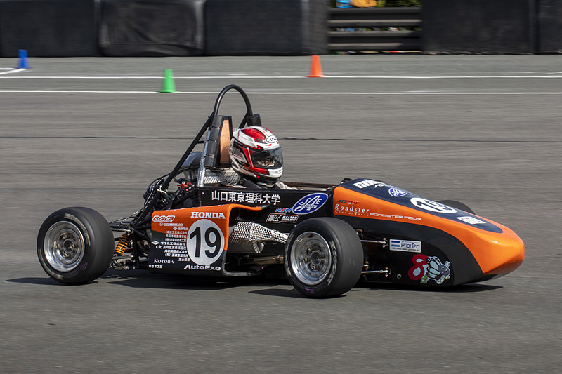 ＃19は山陽小野田市立山口東京理科大学。エンジンはハスクバーナーの600cc