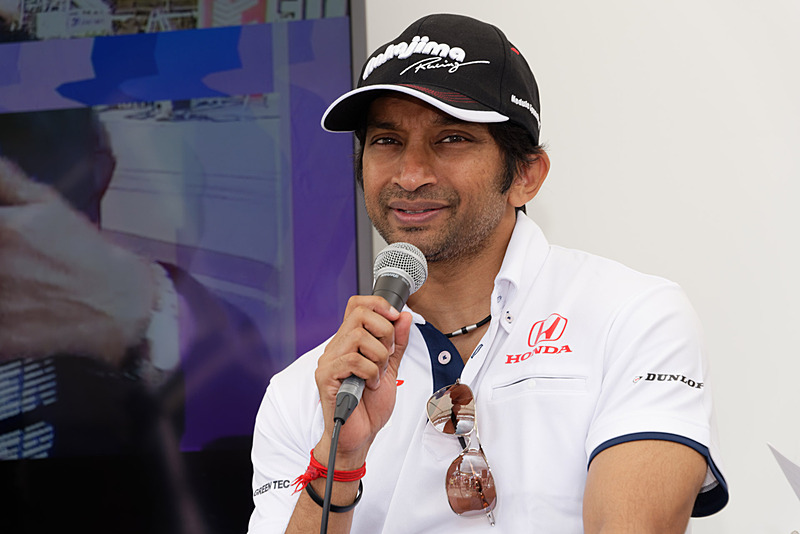 もっと経験を積まないと、と話したナレイン・カーティケヤン選手