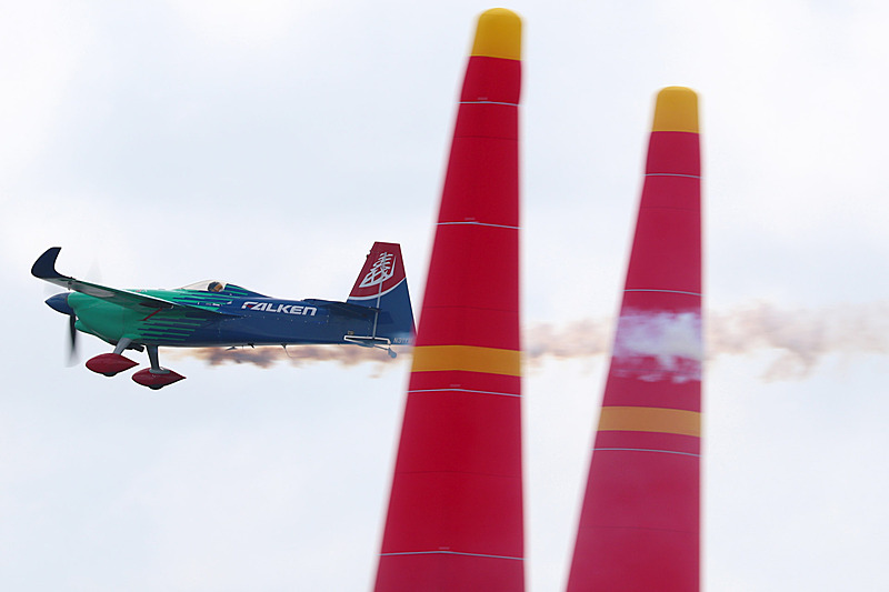 レッドブル・エアレース千葉 2019で室屋義秀選手が大逆転優勝！