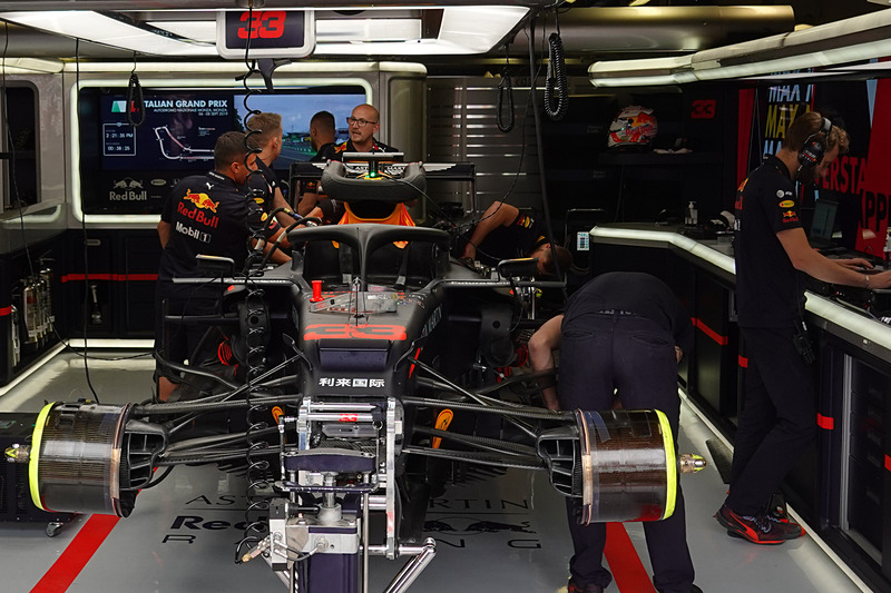 ホンダのスペック4エンジンを投入したマックス・フェルスタッペン選手の33号車