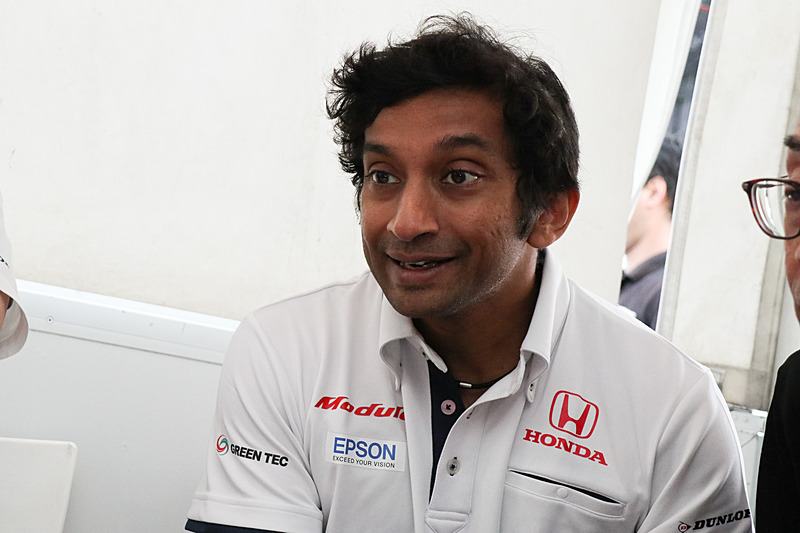 ナレイン・カーティケヤン選手