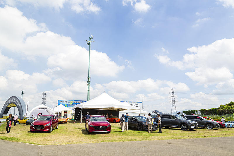 マツダ車の展示