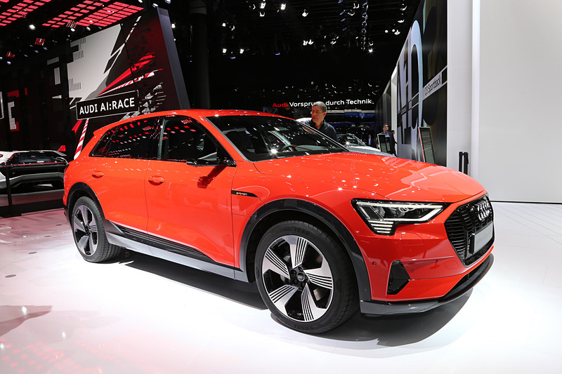 アウディの新型EV「e-tron」
