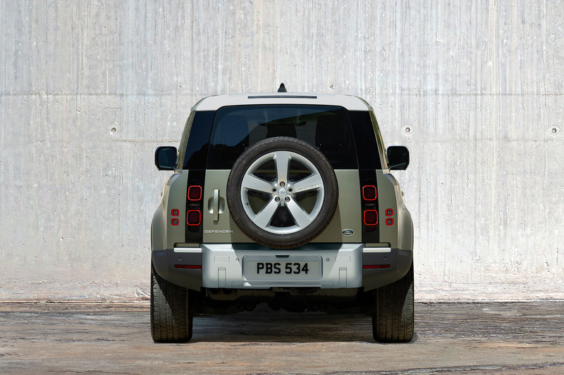 ディフェンダーらしさを残しつつ新しい時代のデザインとした