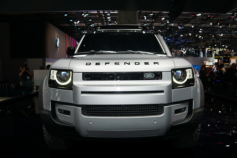 アクセサリー装着モデル。それぞれ特徴のある厳選したオプションや機能を盛り込んだ4種類のアクセサリーパックを用意する