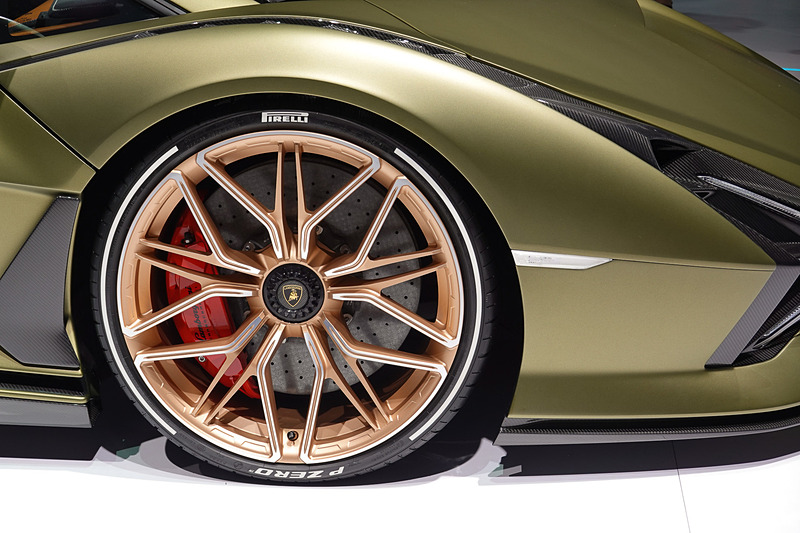 ランボルギーニ シアン