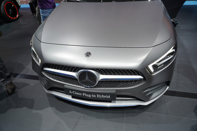 フロントグリル