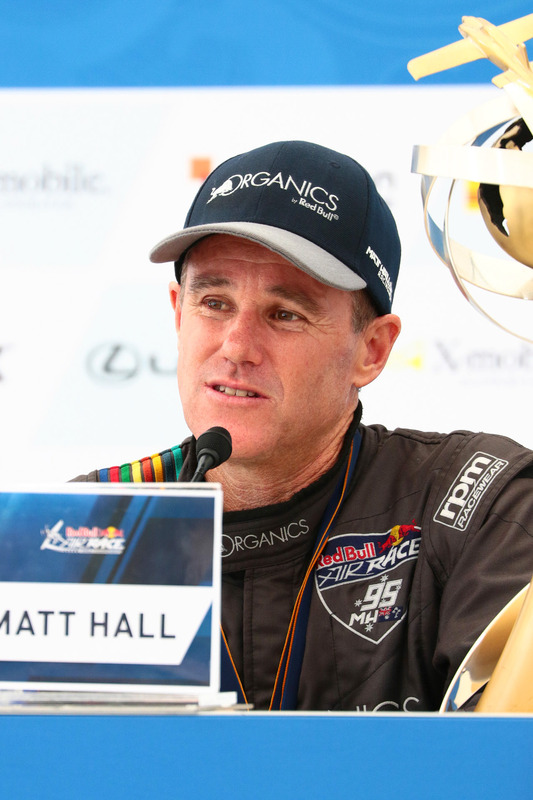 年間チャンピオンを獲得したホール選手