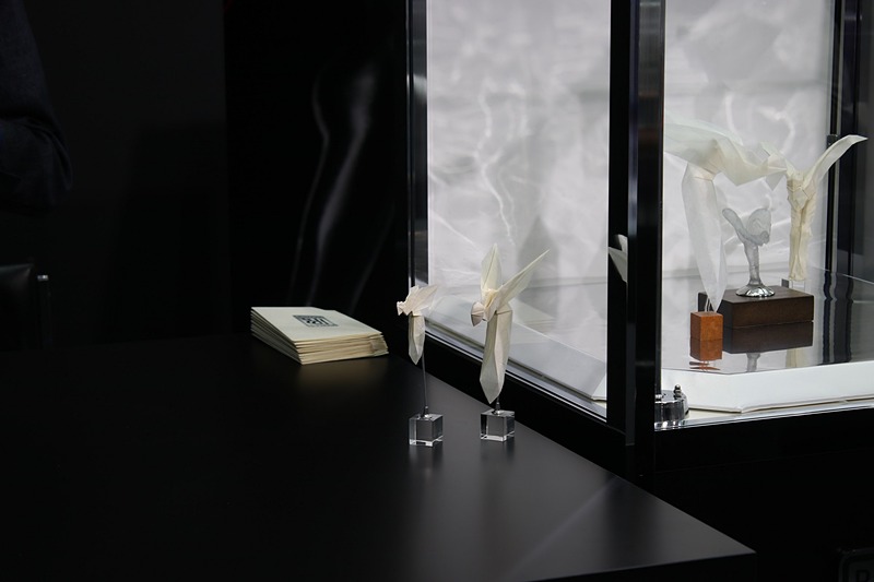 スピリット・オブ・エクスタシーの折り紙のデモンストレーションも実施