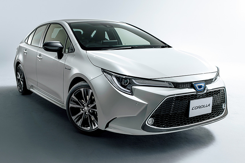 新型「カローラ」