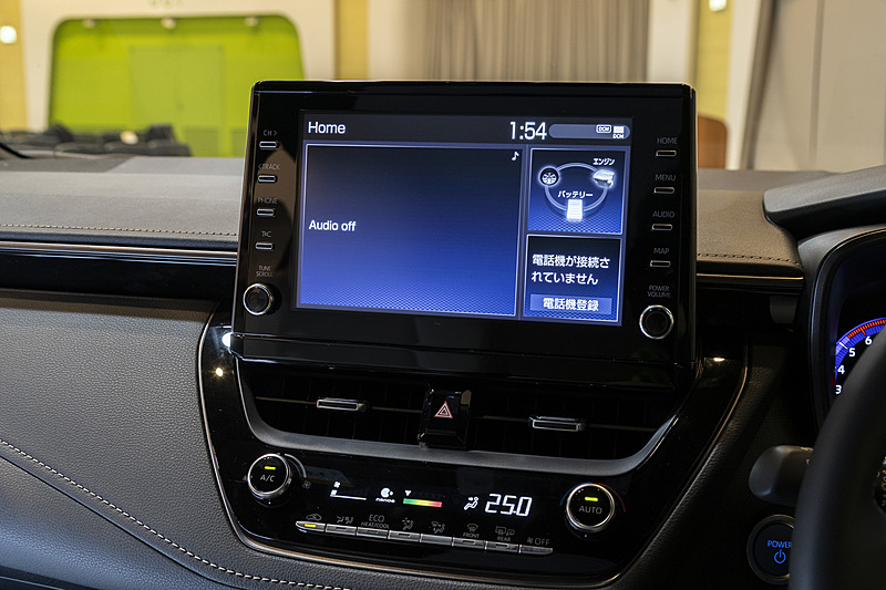 7インチディスプレイのディスプレイオーディオが全車標準。W×Bはオプションで9インチも選択可能