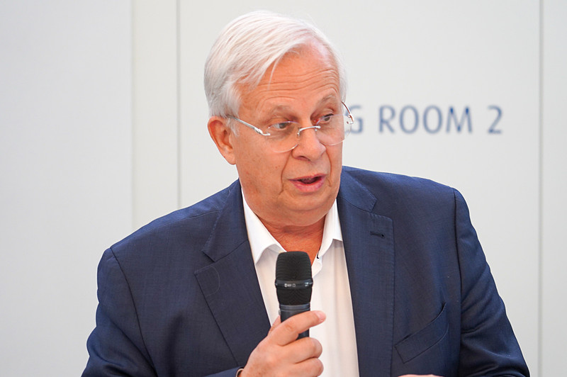 ヴァレオ CEO ジャック・アシェンブロワ氏