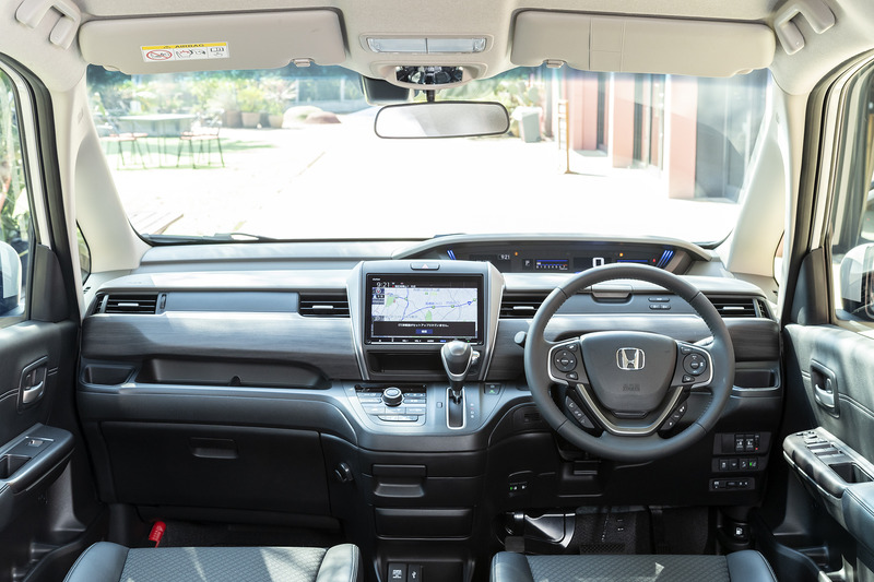 インテリアカラーはブラック