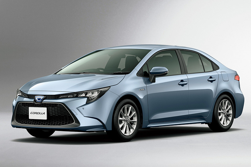 新型「カローラ」