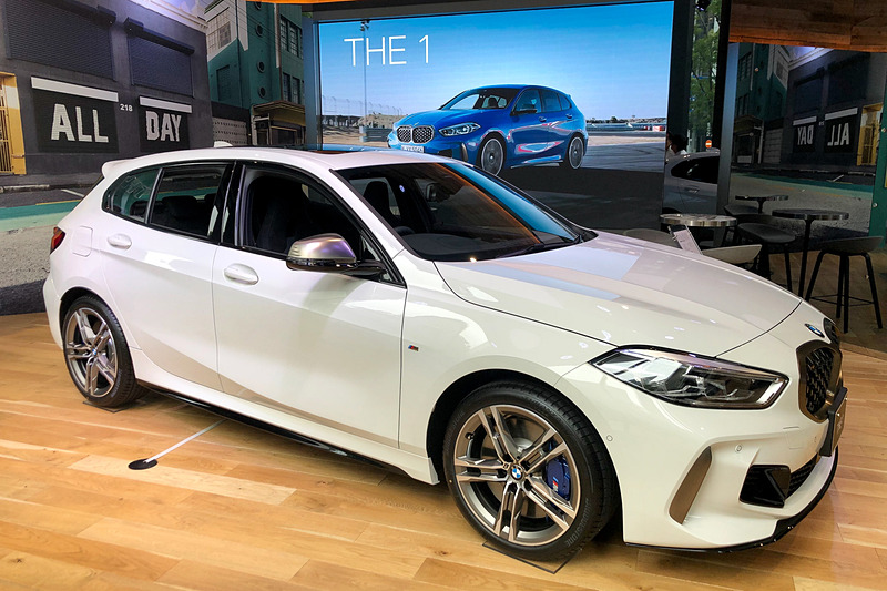 9月17日～10月中旬に東京駅前の「BMW GROUP TERRACE」で新型「1シリーズ」を特別展示