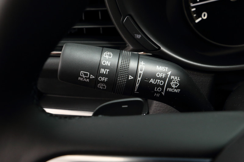 ウインカーレバー。AUTOモードがある