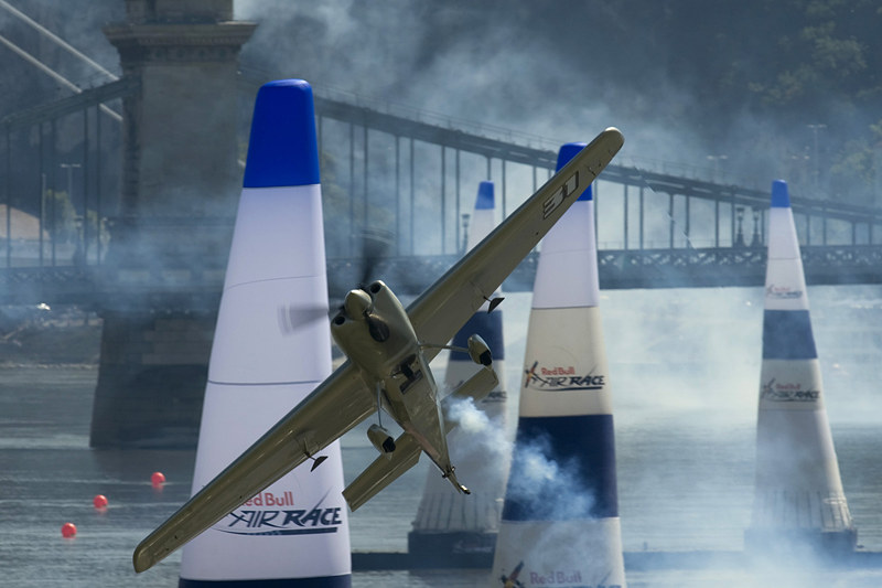 2009年のフライトの様子 （c）AP Images/Red Bull Content Pool