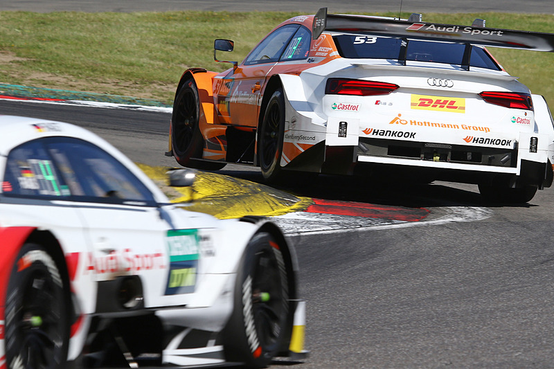 3位を走行するジェイミー・グリーンを追う4位のレネ・ラスト