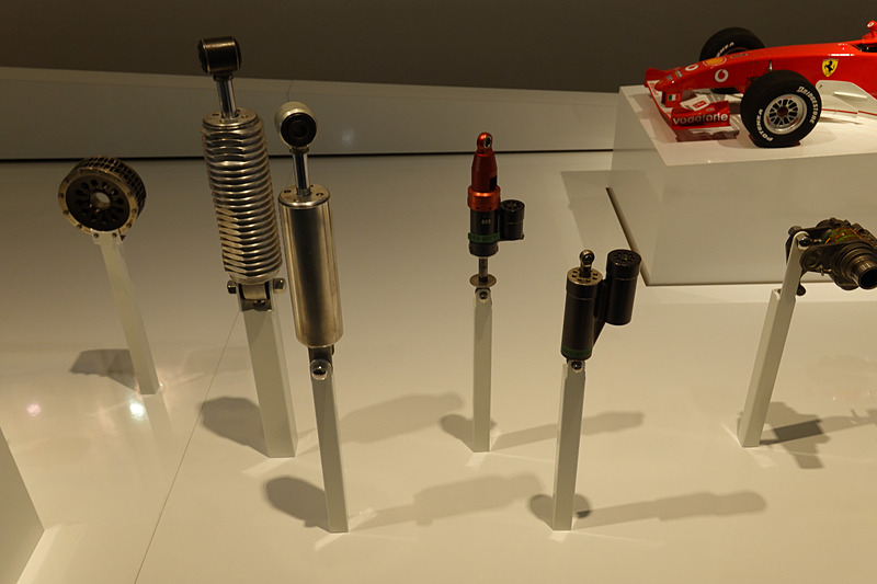 シューマッハ時代のフェラーリにクラッチやダンパーなどを供給