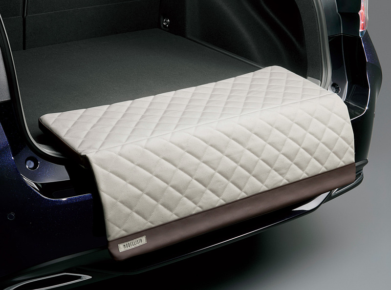 ラゲージベンチシート：1万7600円