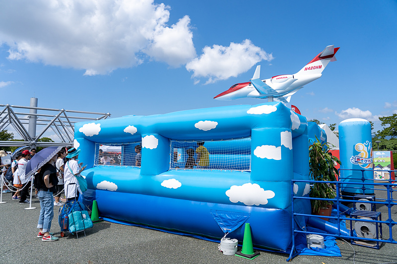 子供たちが大好きなエアドーム「JETSTREAMふあふあ」