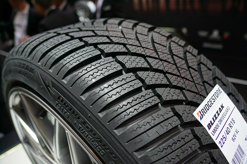 BLIZZAK LM005