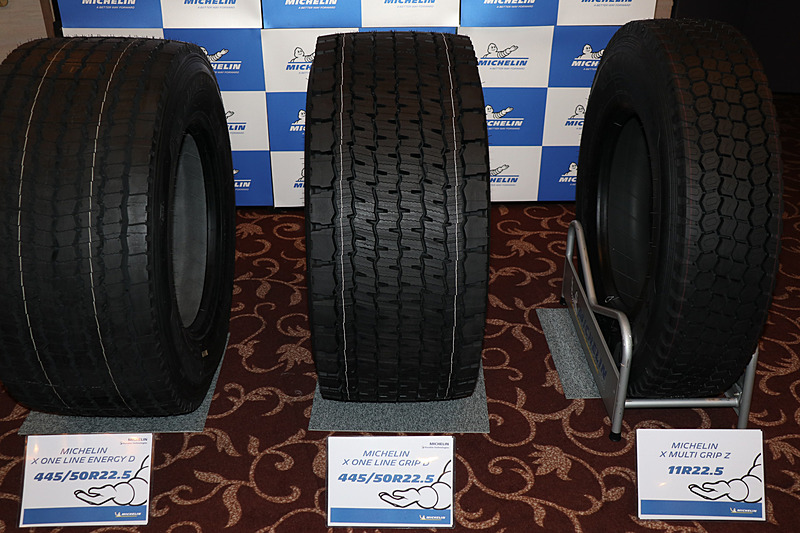 「X One LINE GRIP D」（445/50R22.5）