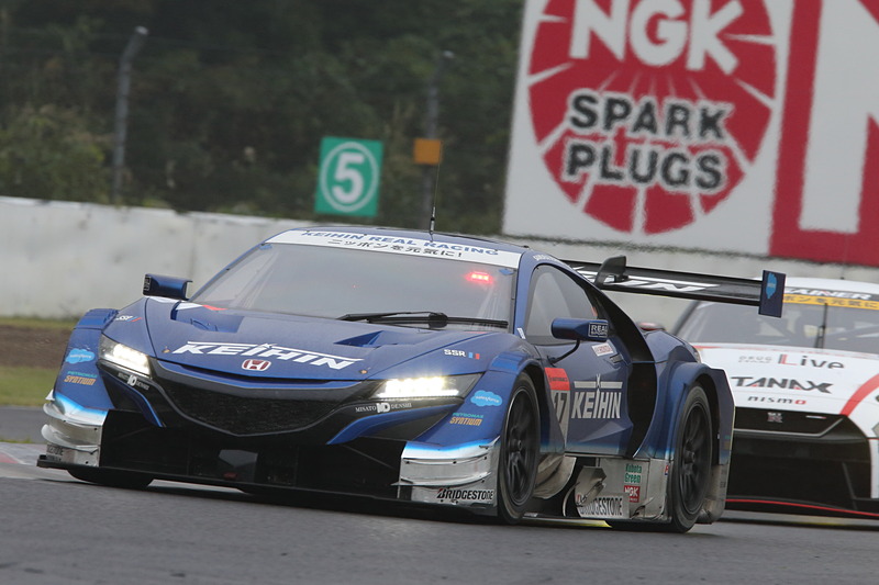 5位は17号車 KEIHIN NSX-GT