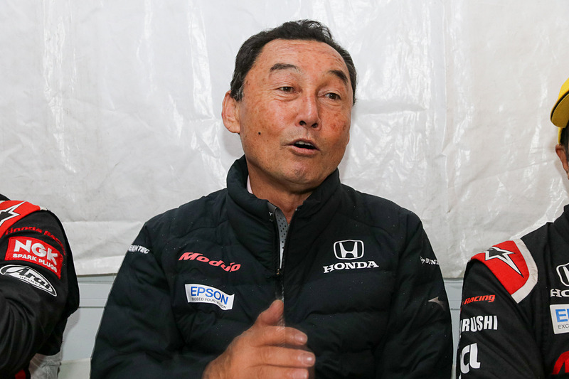 中嶋悟チーム総監督