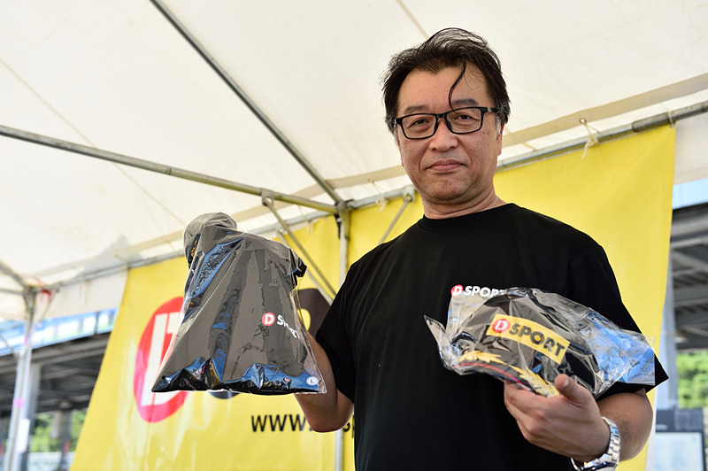 パーツメーカーもブース出展。こちらはD-SPORTブース。全日本ラリーに参戦するコペンも展示