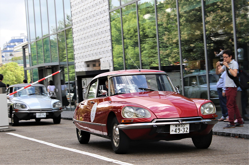 シトロエン DSの2台もパレードランに