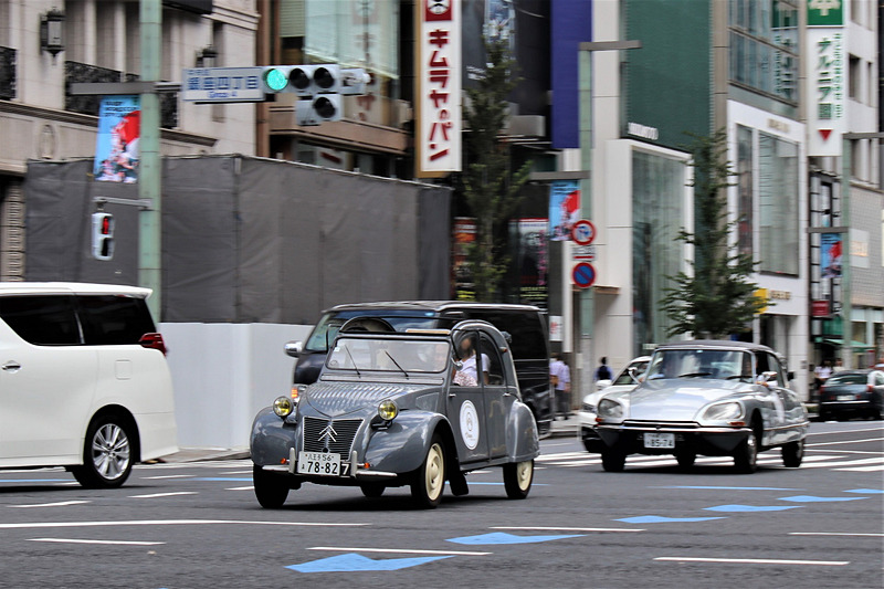 シトロエン 2CVとDS
